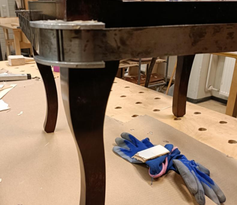 Glue up the structure